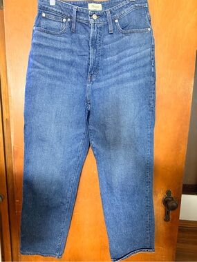 Madewell Men's Straight Jeans in Medium Blue Wash